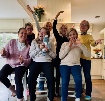 Detox Week Gruppenfoto in der Unterkunft
